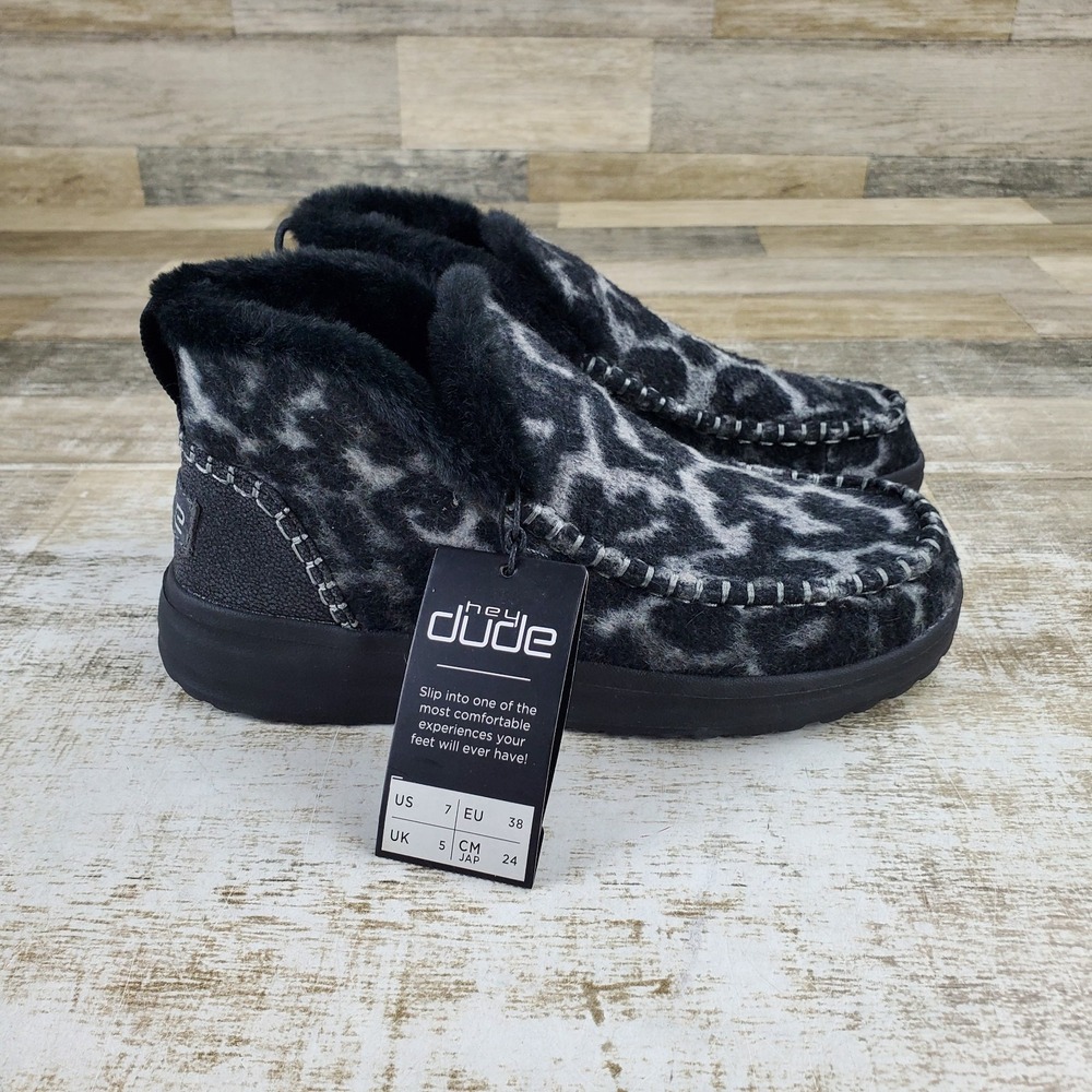 Hey Dude Denny Womens Ankle Boot Sz 7 Black Gray Marble Faux Fur Slip On Moc Toe